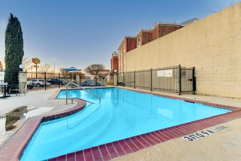 Holiday Inn Express Lake Worth NW Loop 820 By IHG Hotel in Lake Worth