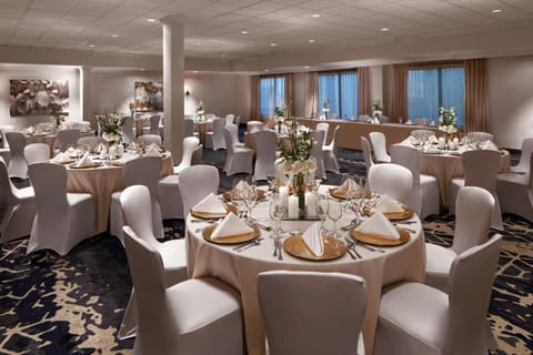 Embassy Suites by Hilton Fort Worth Downtown Hotel in Fort Worth