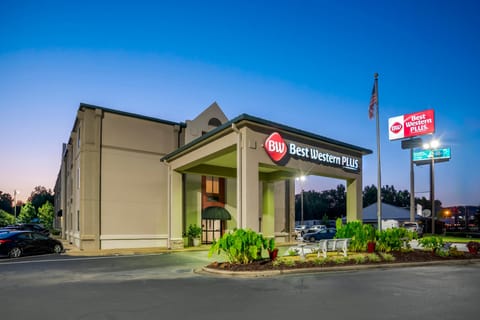 Best Western Plus Oak Mountain Inn Hotel in Pelham