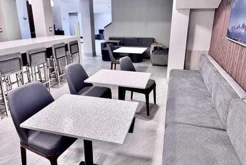 Wingate by Wyndham Myrtle Beach At Outlets Hotel in Carolina Forest