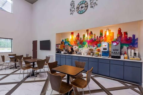 Super 8 by Wyndham Kingwood Houston North Hotel in Kingwood