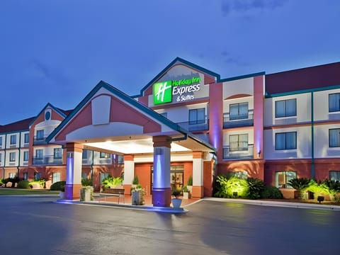 Wingate by Wyndham Port Wentworth Savannah Area Hotel in Port Wentworth