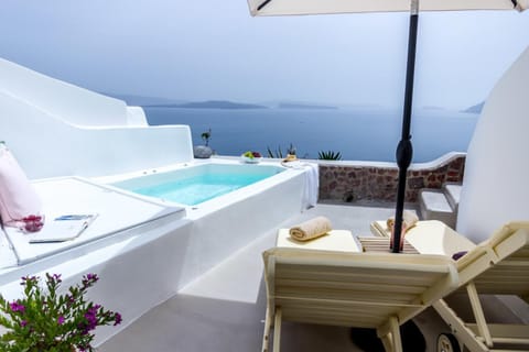 Cleos Dream Villa Resort in Oia