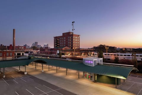 The Central Station Memphis, Curio Collection by Hilton Hotel in Memphis