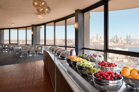 Radisson Hotel Cincinnati Riverfront Hotel in Covington