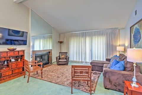 Peaceful Getaway on Silverado Golf Course w/ Patio Apartment in Napa Valley