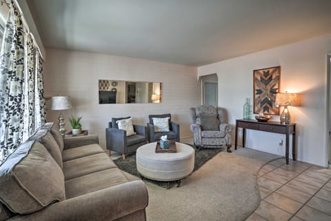 Golf Course & Pool Access: Quaint Sun City Home House in Sun City