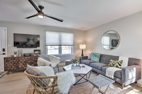 Hot Tub, Fire Pit: Midtown Reno Oasis! House in Reno