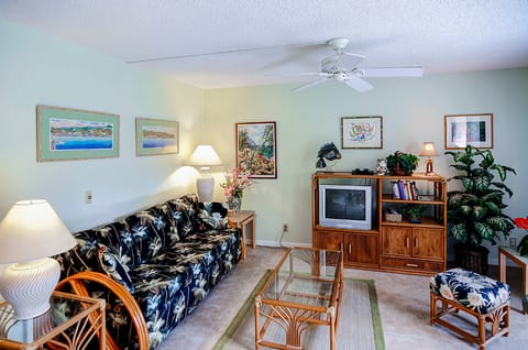 Oceanview Kailua-Kona Condo with Private Balcony! Apartment in Holualoa