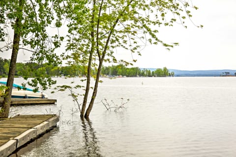 Mayfield Home w/ Private Dock on Lake Sacandaga! House in Great Sacandaga Lake