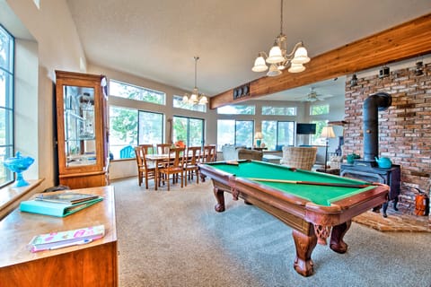 Waterfront Bainbridge Island Home: Stunning Views! House in Suquamish