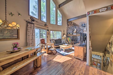 Family Cabin w/ Game Room Near Hiking + Skiing! House in Lake Arrowhead