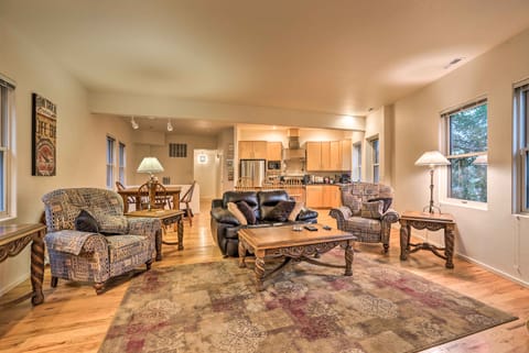 Downtown Manitou Springs Home: Tranquil Creek View Apartment in Manitou Springs