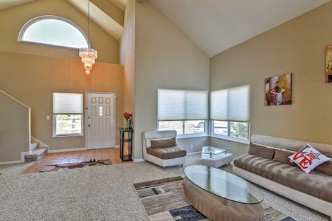 Waterfront Discovery Bay Home: Outdoor Bar & Dock House in Discovery Bay