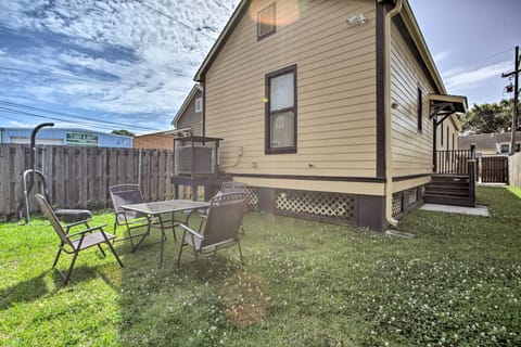 NOLA Home 2 Blocks to Streetcar, Cafes & Bars House in New Orleans