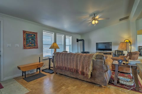 'The Fishing House' Buena Vista Home w/ Mtn Views! House in Buena Vista