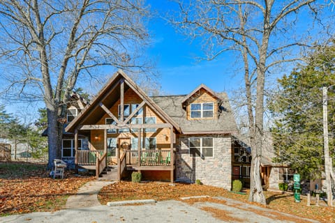 Families Welcome! Branson Resort-Style Getaway House in Indian Point