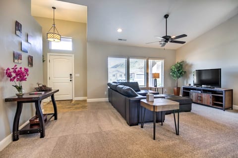 Scenic La Verkin Home: 20 Mi to Zion National Park House in Toquerville