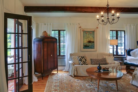 Authentic 1912 Adirondack Lake Camp w/ Fire Pit House in Capital District, NY, USA