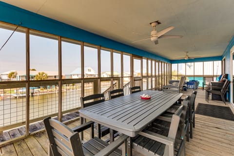 Waterfront Dauphin Island Home w/ Deck & Boat Dock House in Dauphin Island