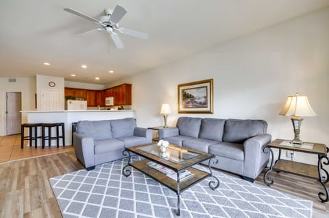 Lakefront Osage Beach Condo: Dock Your Boat Here! Apartment in Osage Beach