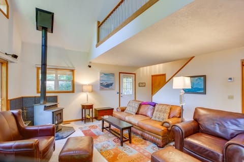 Interlochen Lake House w/ Deck, Fire Pit & Dock! House in Michigan