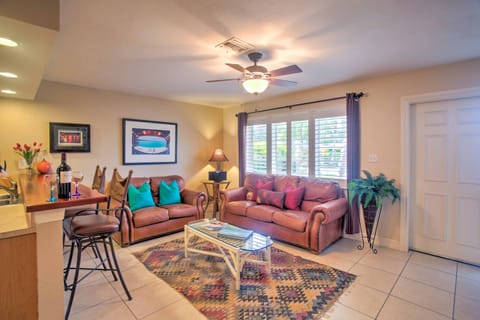 1 Mi to Beach Access: Naples Home w/ Lanai House in Naples Park