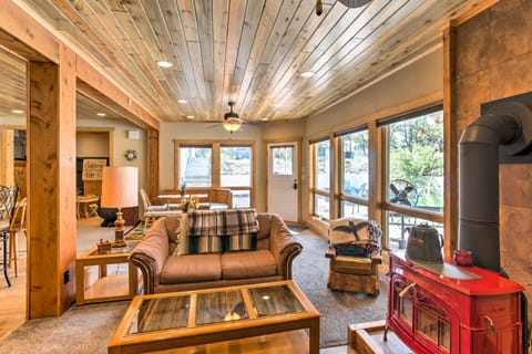 Cozy Buena Vista Apartment < 4 Mi to Main Street! Apartment in Park County