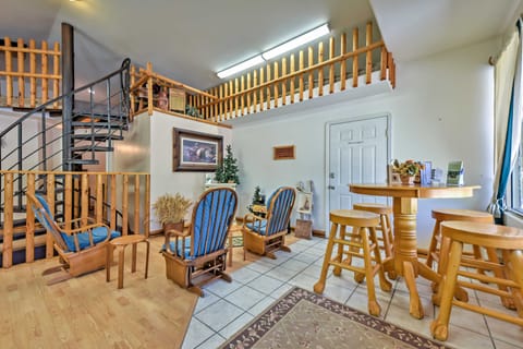 Huge Preston Cabin w/ Game Room & Mountain Views! House in Idaho