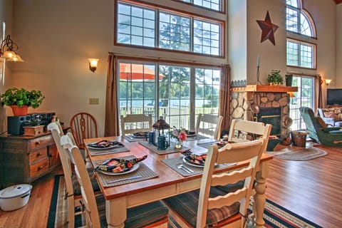 Waterfront Vandalia House w/ Dock on Donnell Lake! House in Michigan