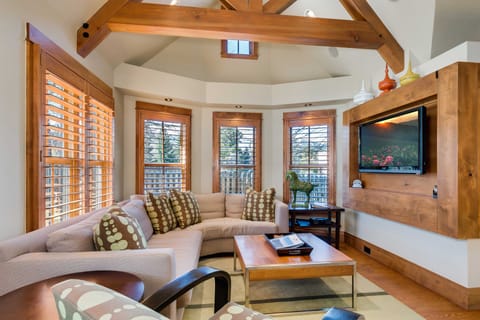 Downtown Breckenridge Cottage: Walk to Main St! House in Breckenridge