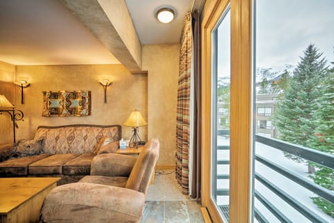 Big Sky Condo w/ Mountain Views, Hike, Ski & Fish! Apartment in Big Sky