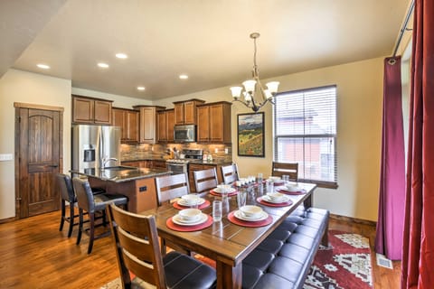 Patio, Fire Pit, & Ski Mountain View: Granby Home House in Granby