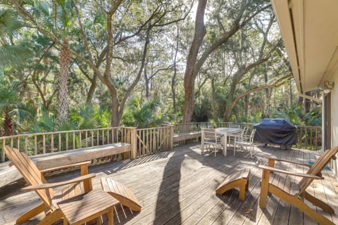 Spacious Kiawah Island Home w/ Deck, Walk to Beach House in Kiawah Island