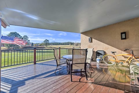 Ruidoso Condo w/ Mountain Views - Walk to Downtown Apartment in Ruidoso