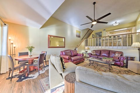 Ruidoso Condo w/ Mountain Views - Walk to Downtown Apartment in Ruidoso