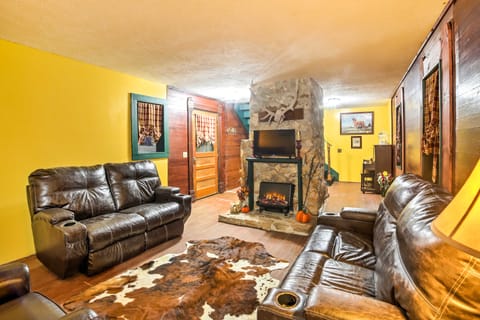 Historic Bruno 'Hampton Creek Hideaway' on 2 Acres House in Buffalo River