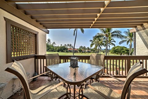 Kailua-Kona Condo w/ Ocean & Golf Course Views! Apartment in South Kona