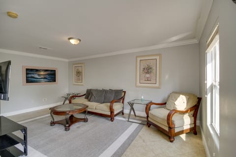 Gulfport Condo w/ Private Balcony - Walk to Beach! Apartment in Gulfport