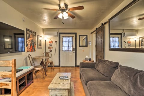 Hike, Shop & Unwind: Tucson Home w/ Hot Tub Access Cottage in Catalina Foothills