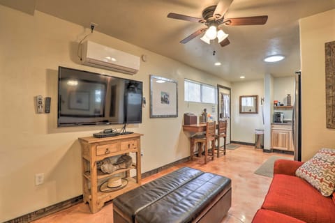 Pet-Friendly Tucson Casita: Shared Hot Tub & Patio House in Catalina Foothills