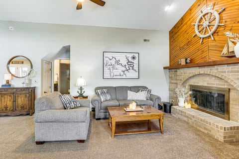 Dock & Water Slide: Family Lake of the Ozarks Home House in Lake of the Ozarks