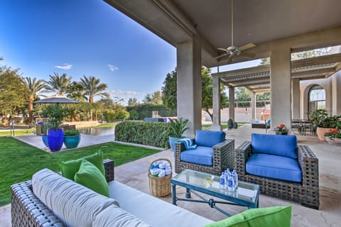 Lavish Paradise Valley Home w/ Sports Court & Pool House in Paradise Valley