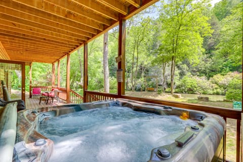 Private Cartecay River Home w/ Hot Tub & Game Room House in East Ellijay