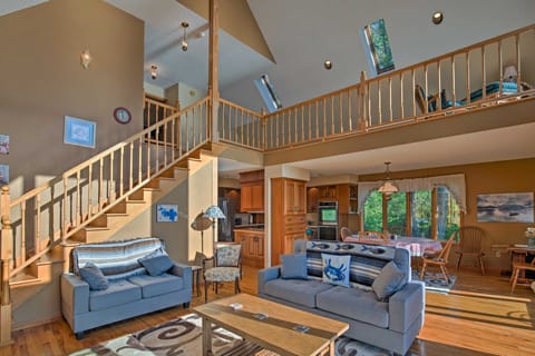 Lake Bonaparte 'Fins & Feathers Lodge' w/ Dock! House in Adirondack Mountains