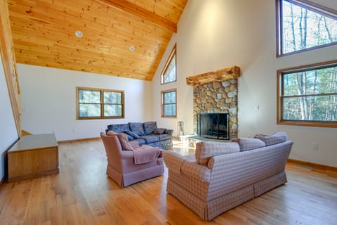 Benton Home on 50 Acres w/ Private Deck & Views! House in Fairmount Township