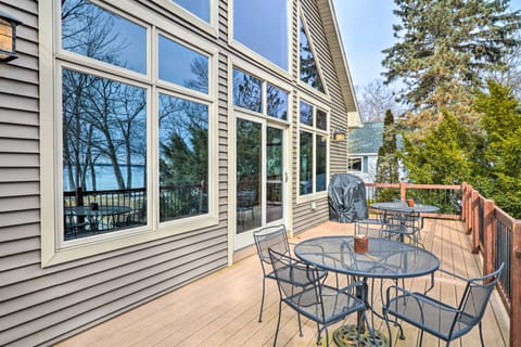 Lakefront Roscommon Home w/ Game Room & Dock! House in Michigan