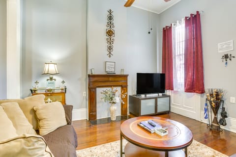 Walk to Magazine St: NOLA House in Irish Channel! House in New Orleans