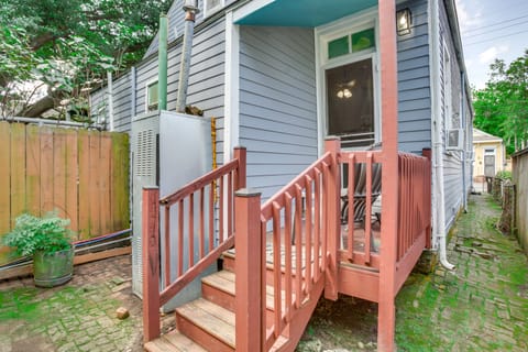 Walk to Magazine St: NOLA House in Irish Channel! House in New Orleans