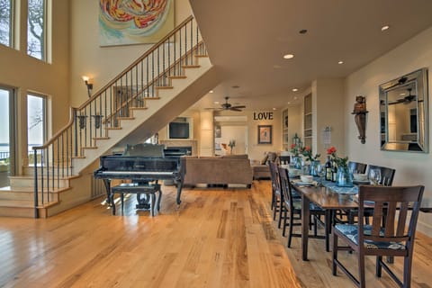 'Casa d'Amore': Extravagant Lakefront Villa! House in Granite Bay